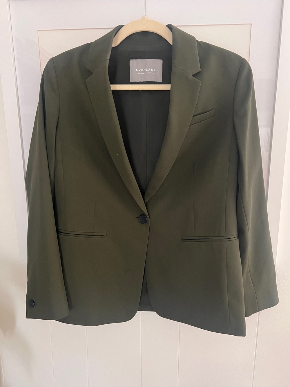 Everlane Women's Olive Green Single-Button Blazer (pre-SHEIN buyout)